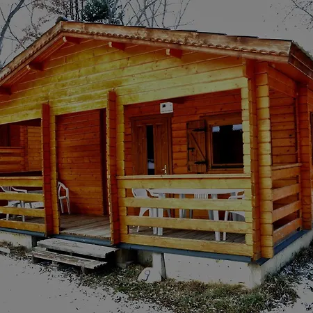 Camping, De Plein Air Les Cariamas Кемпинг Шатору-лез-Альп