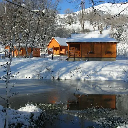 Kamp alanı Camping, De Plein Air Les Cariamas Chateauroux-les-Alpes
