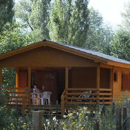 Camping, De Plein Air Les Cariamas Kamp alanı
